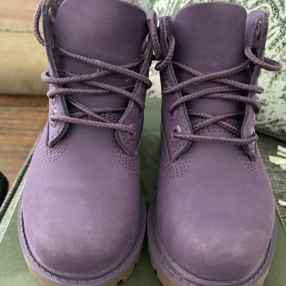 Gently used Toddler Timberland boots.